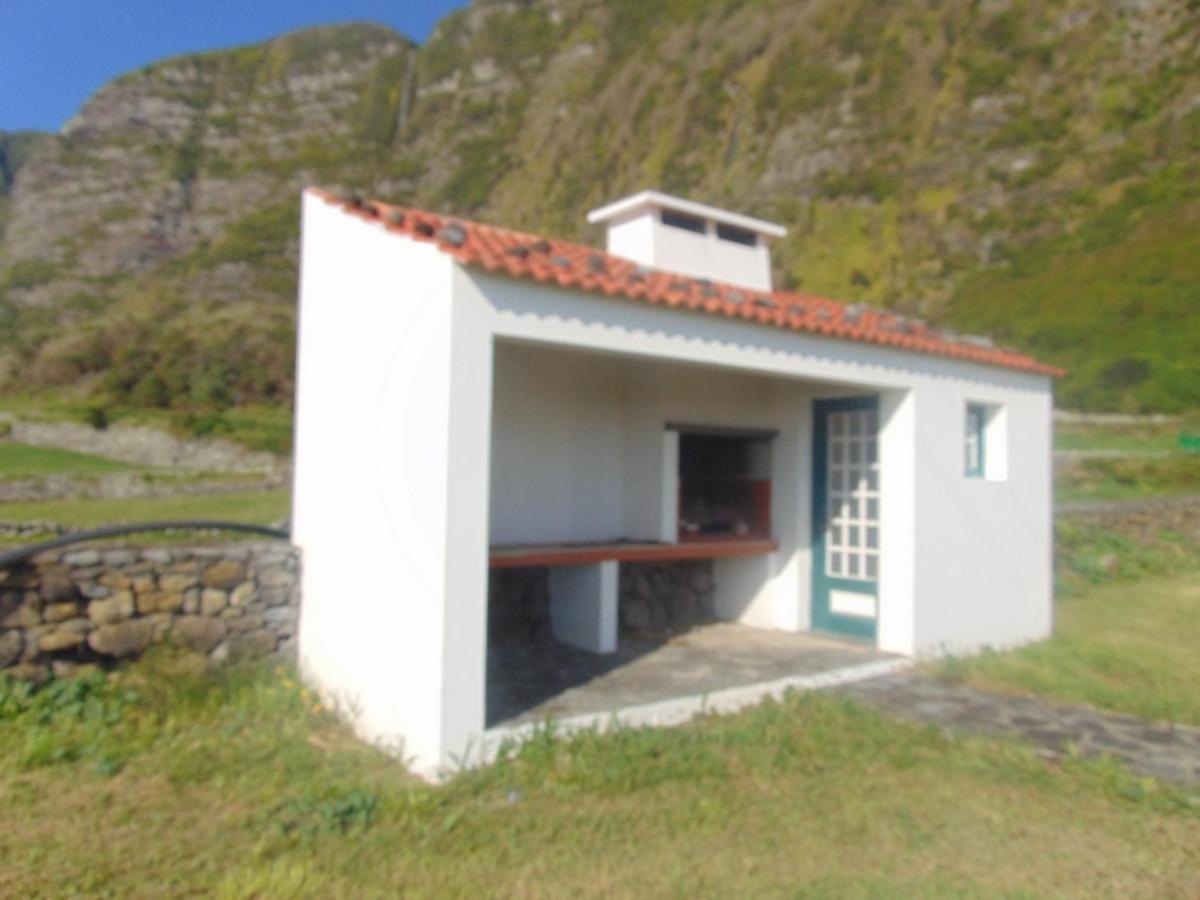 Lajes das Flores Casas Da Cascataヴィラ エクステリア 写真
