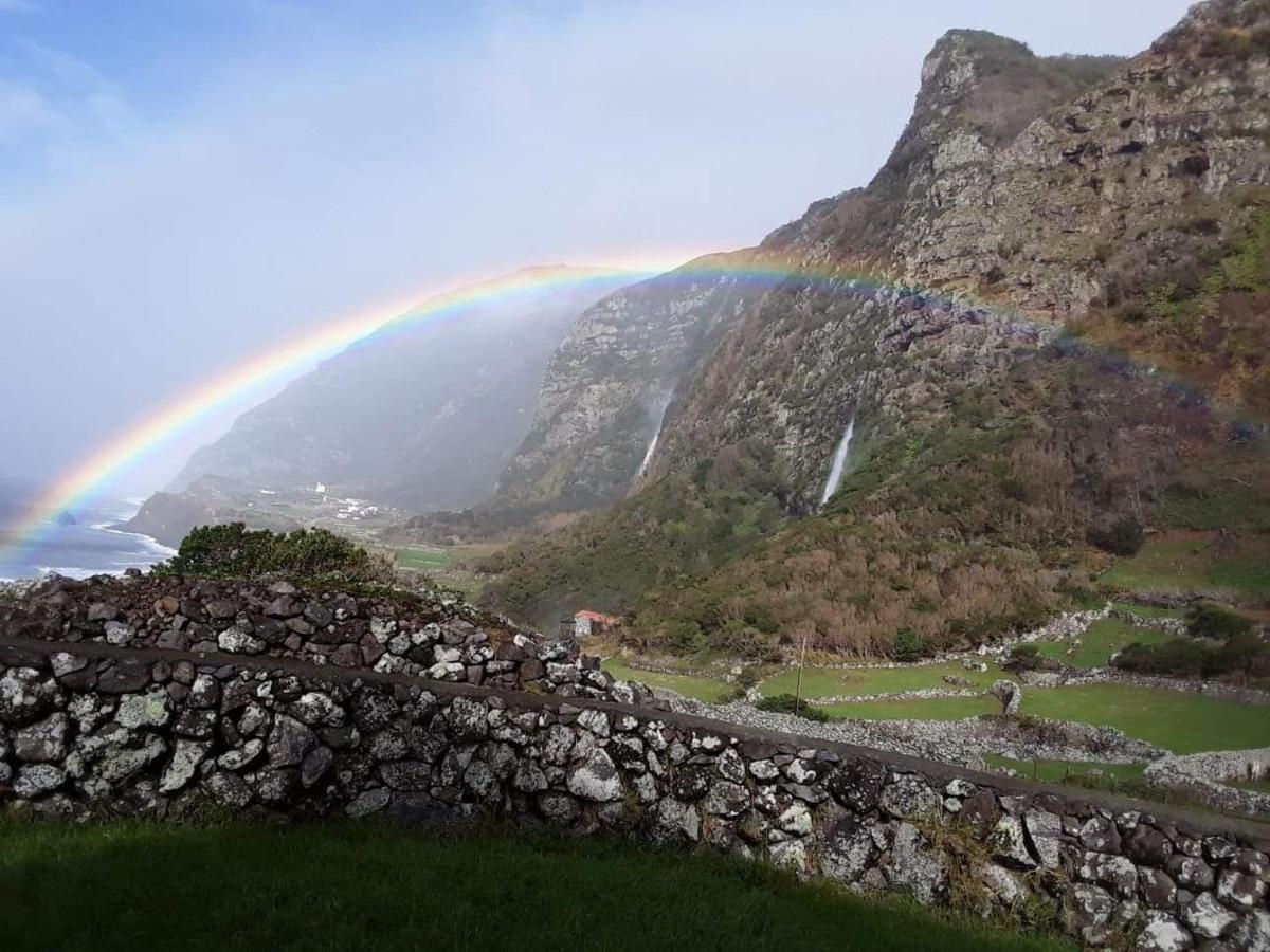 Lajes das Flores Casas Da Cascataヴィラ エクステリア 写真