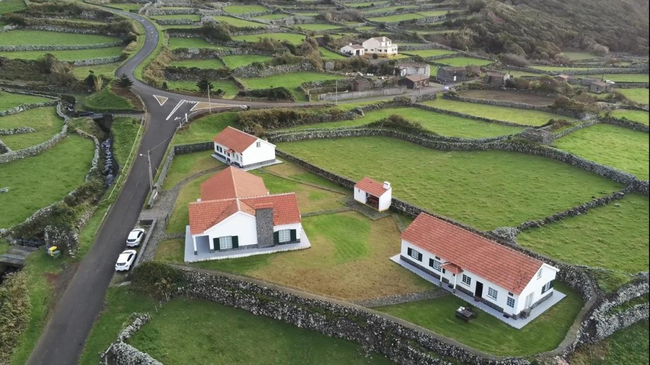 Lajes das Flores Casas Da Cascataヴィラ エクステリア 写真
